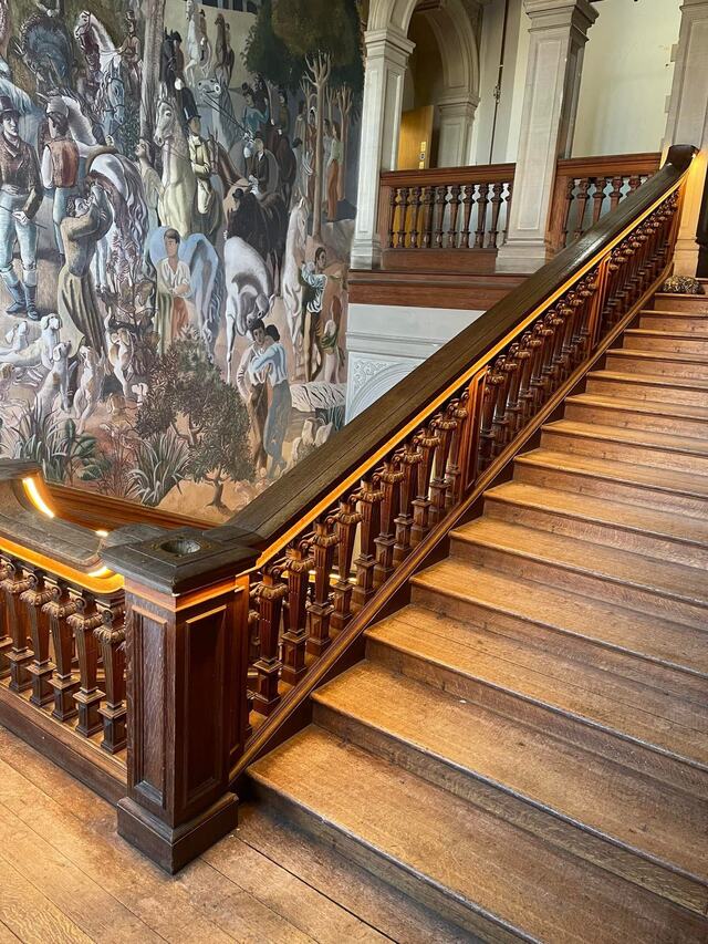 Staircase and balustrade lighting